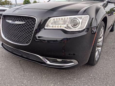 Certified Pre Owned 2018 Chrysler 300 Limited Rwd 4dr Car