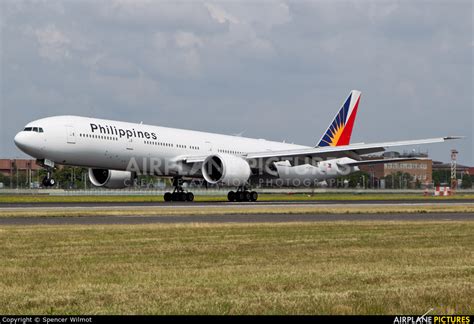 Rp C7777 Philippines Airlines Boeing 777 300er At London Heathrow