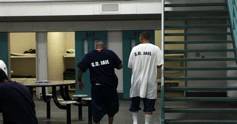 Jail Deaths Across Nation State Drop In New Federal Study San Diego