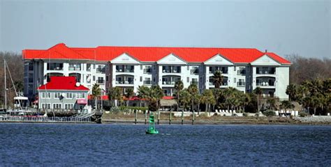 Patriots Point Hotel To Get Roomier Business