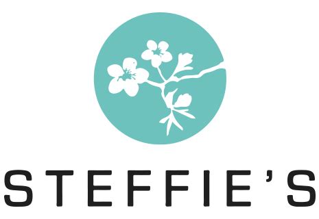 There have been no details shared regarding flavor—we're guessing red velvet—but the treat is. Steffie's - Burger, Snacks eten bestellen von ...