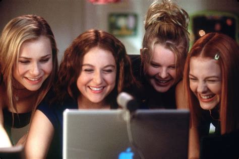 Things You Did At Sleepovers In The Early 2000s Popsugar Smart Living