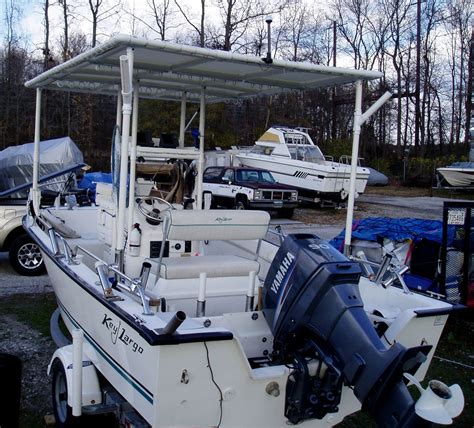 Our pontoon boat bimini tops come in a variety of durable fabrics and bright colors. Build a PVC Boat Canopy | Boat canopy