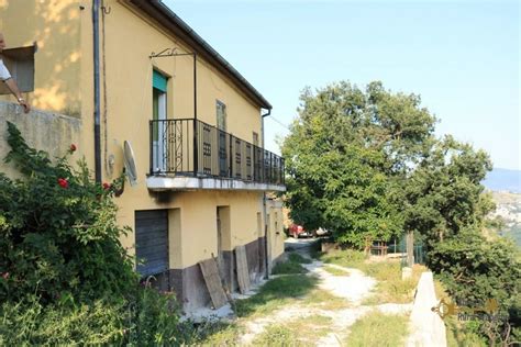 2 Bedroom Country House For Sale In Gessopalena Chieti Abruzzo Italy