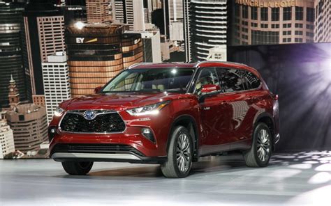 Join the roar from 7:45pm (aest) for live scores and commentary of the fixture between the queensland reds and the highlanders at suncorp stadium in brisbane. Comparison - Lexus RX 350L Luxury 2019 - vs - Toyota ...