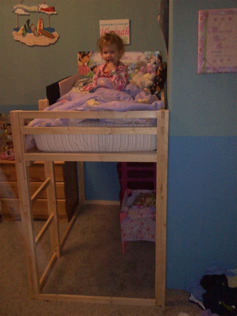 Free bunk bed plans by shoppingmatchmaker. Ana White | Toddler size loft bed - DIY Projects