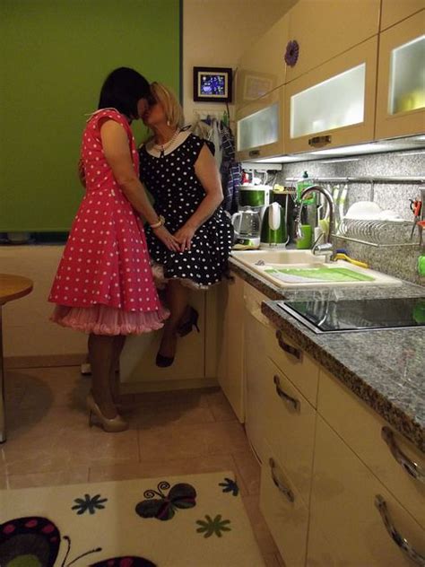 53 Best Images About Kissing Crossdressers On Pinterest