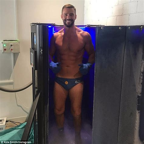 Kris Smith Sets Hearts Racing In A Tight Pair Of Speedos Daily Mail Online