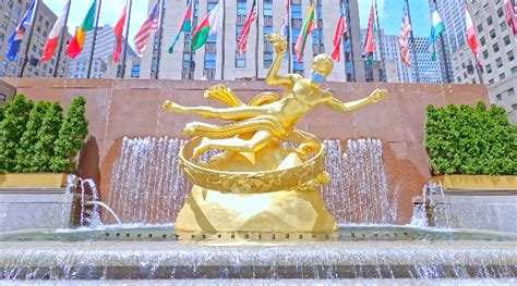 The Golden Statue At Rockefeller Center Nyc Is Wearing A Mask R