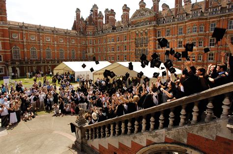 Live Video Stream For Tuesday 1030am Graduation Ceremony Royal