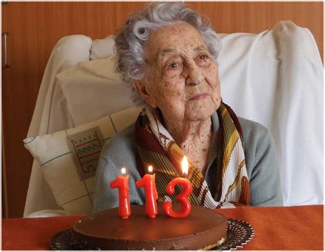 Investigators said the teen was taken to cincinnati children's hospital where she died after the stabbing monday night. 113-year-old Spanish woman beats Covid-19 | COVID-19 WATCH ...