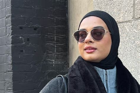 How To Style Your Hijab With Glasses Specsavers Ie