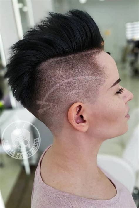 18 Badass Looks With A Mohawk