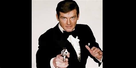 Lacteur Incarnant James Bond Sir Roger Moore Meurt à 89 Ans Afrikmag