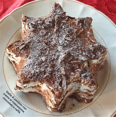 Nessuna crema preparata per farcire pandoro o panettone può essere definita leggera, ma diamine, ce ne occuperemo il 7 gennaio. STELLA DI PANDORO,CON CREMA AL MASCARPONE, CIOCCOLATO E ...