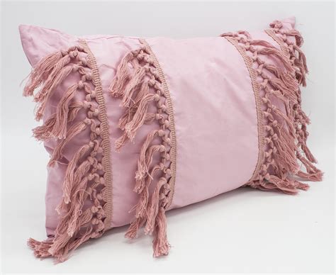 These diy tassels look amazing attached to pillow covers, baskets. Fennco Styles Stylish Fringe Tassels Decorative Cotton Throw Pillow (Pink, 12"x20" Case Only ...