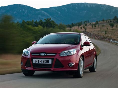 2012 Ford Focus SE SFE Can Achieve 40-MPG, Other Versions Can't ...