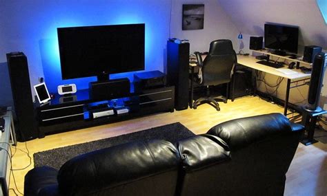 It's a nice little setup. PS4 Gaming Room Setup Ideas - Setup Idea