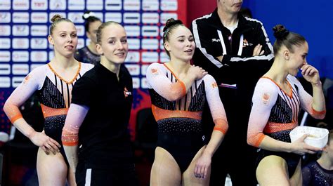 Turnsters Sanne Wevers Naomi Visser En Eythora Thorsdottir Op