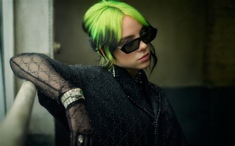 Jun 15, 2021 · 'billie eilish: Billie Eilish, Obama, JLo photos sold for coronavirus ...