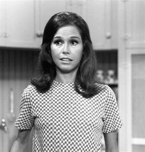 pin by abagale pacheco on mtmanddvd in 2022 mary tyler moore mary tyler moore show tyler moore