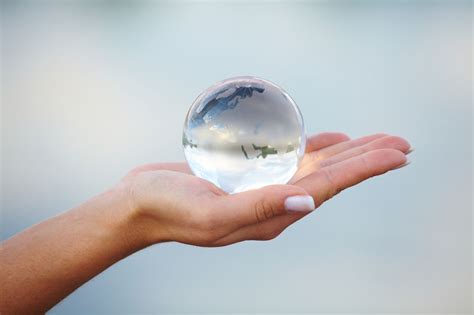 10 Tips How To Use A Crystal Ball The Beginners Guide