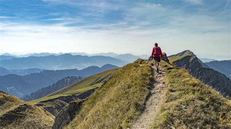 Neuroscientist To Keep Your Brain Young Go Hiking