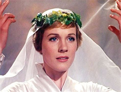 Julie Andrews As Maria Von Trapp In The Sound Of Music 1965 Movies Musicals Actresses