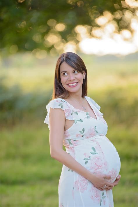 West London Maternity Photographer A Pregnancy Photoshoot In Ojai