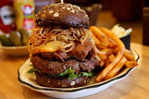 Houstons 17 Best Burger Restaurants Eater Houston