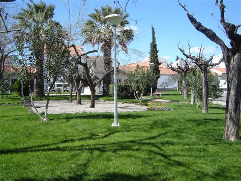 5,756 likes · 3,834 talking about this · 89 were here. Jardim do Largo Visconde da Ribeira Brava - Vidigueira ...