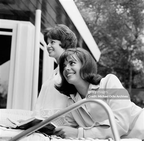 Actress Natalie Wood And Sister Lana Wood Pose For A Portrait In Los News Photo Getty Images