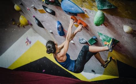 Best Indoor Rock Climbing Shoes For The Gym And Bouldering