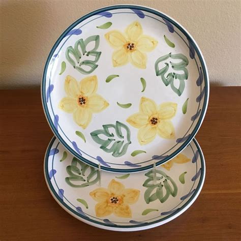 Two Caleca Lirica Dinner Plates Italy New 11 Yellow Daffodils Green