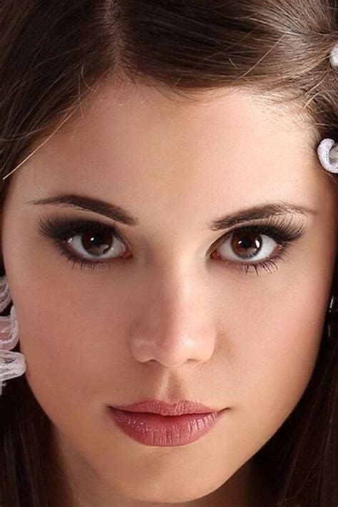 most beautiful eyes simply beautiful gorgeous women woman face girl face eyes