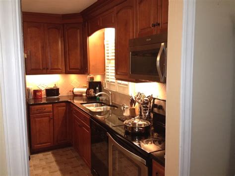 Check spelling or type a new query. Shenandoah Cabinetry: Winchester Maple, Cognac Finsh ...