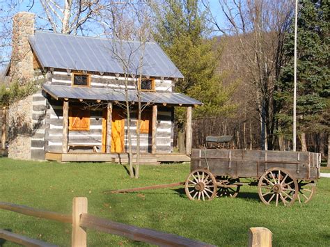 Mohican state park is located in northeastern londonville, ohio. Mohican State Park cabin and wagon | Flickr - Photo Sharing!