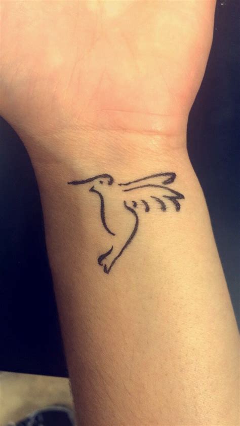 Hummingbird Wrist Tattoo Wrist Tattoos Cool Wrist Tattoos Wrist