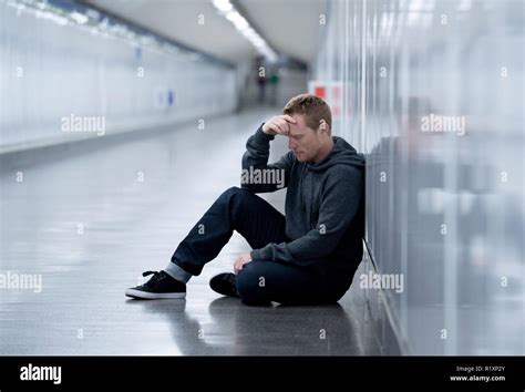 Miserable Alone Hi Res Stock Photography And Images Alamy