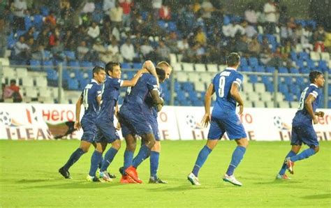 Aktuelle meldungen, termine und ergebnisse, tabelle, mannschaften, torjäger. Watch AFC Cup 2015 Live: South China vs Bengaluru FC Live ...