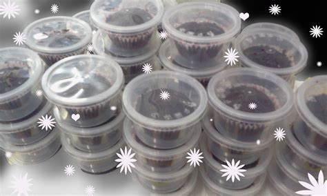 Boleh la tempah dari kek coklat moist kukus penang mai.tempahan untuk sebarang acara diterima.berbaloi baq hang!! Ak Deco & Bakery: KEK COKLAT MINI....Yummy