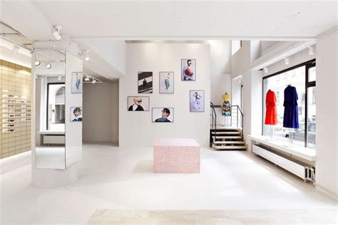 viu eyewear creates gallery like space for its vienna flagship store retail design popular