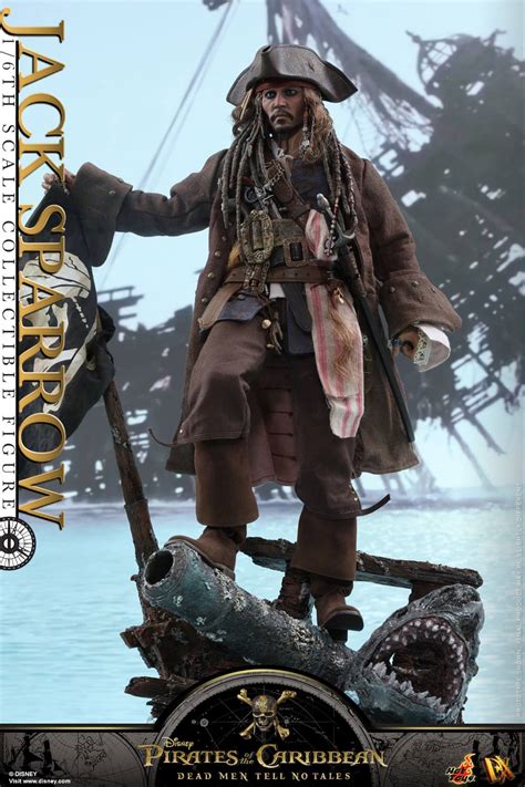 pirates of the caribbean dead men tell no tales jack sparrow by hot toys the toyark news