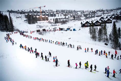 Swedens Ski Resorts Want To Stay Open Despite Rising Coronavirus Infections Politico