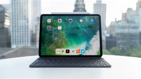 Ipad Pro Bend Tests Show You Need To Be Gentle With Your Tablet Techradar