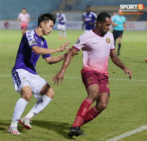 Diễn biến hà nội fc vs slna Góc có tâm: Fan Hà Nội FC nhường quạt cho Đình Trọng, Duy ...