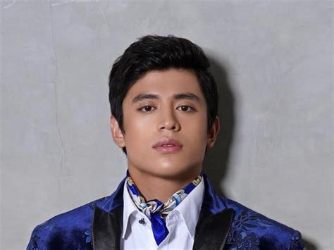 Kelvin Miranda Receives Drama Prince Award At Ofw Gawad Parangal Gma