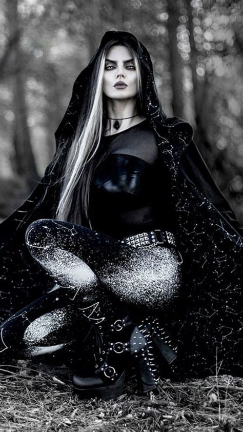 Pin By Cali Reyn On All Gothic Gothic Fashion Gothic Type Gothic Beauty
