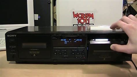 This is the middle sony tape deck. Sony TC-WE475 dual cassette deck review - YouTube