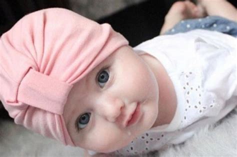 Sang bayi memiliki dua kakak yaitu alma (9 tahun) dan maya (4 tahun). Nama Bayi Perempuan Islami yang Penuh Makna - ridhatillah.com